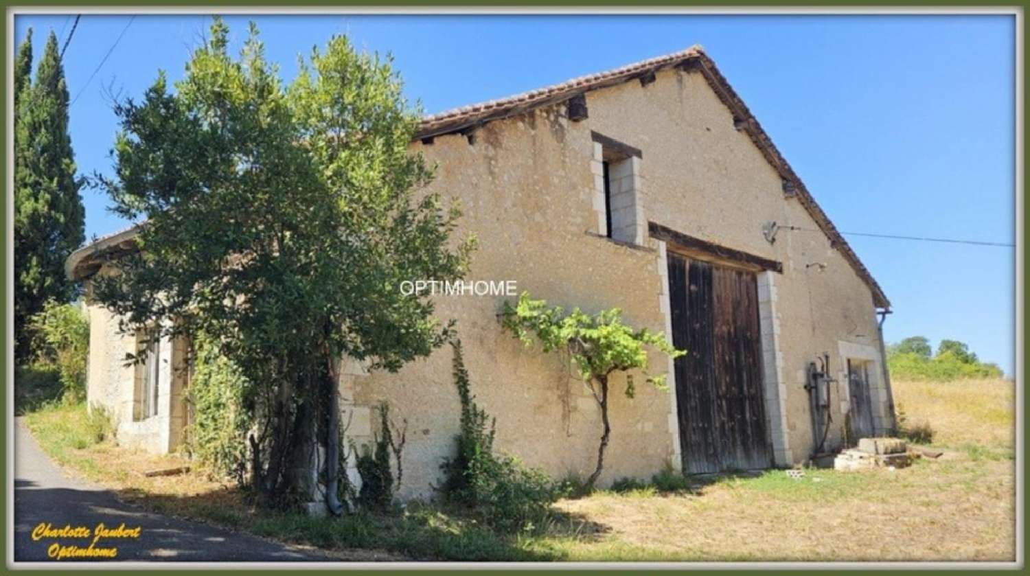 for sale farm Saint-Laurent-de-Belzagot Charente 6