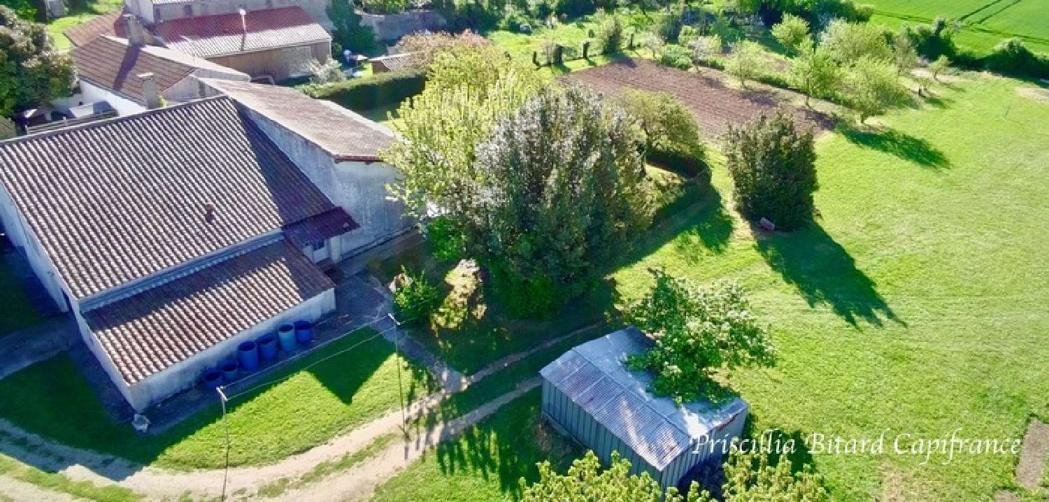  for sale house Aigrefeuille-d'Aunis Charente-Maritime 2