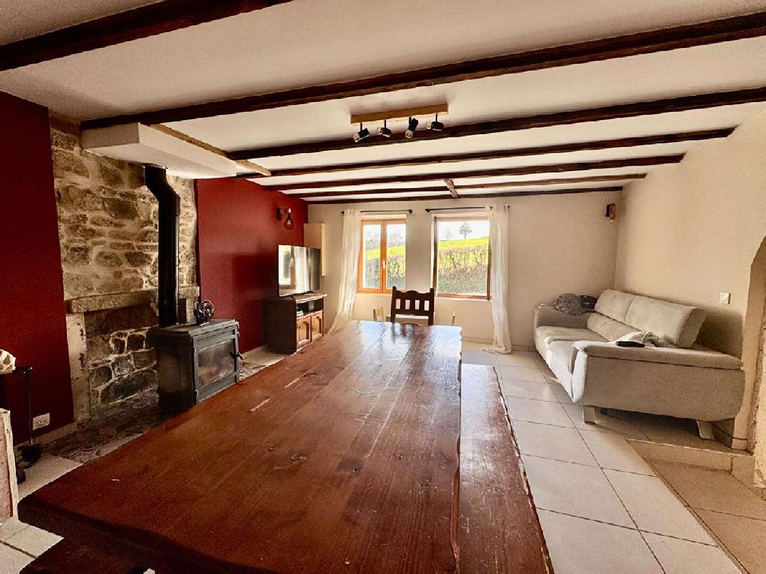 à vendre maison Aigueperse Rhône 2