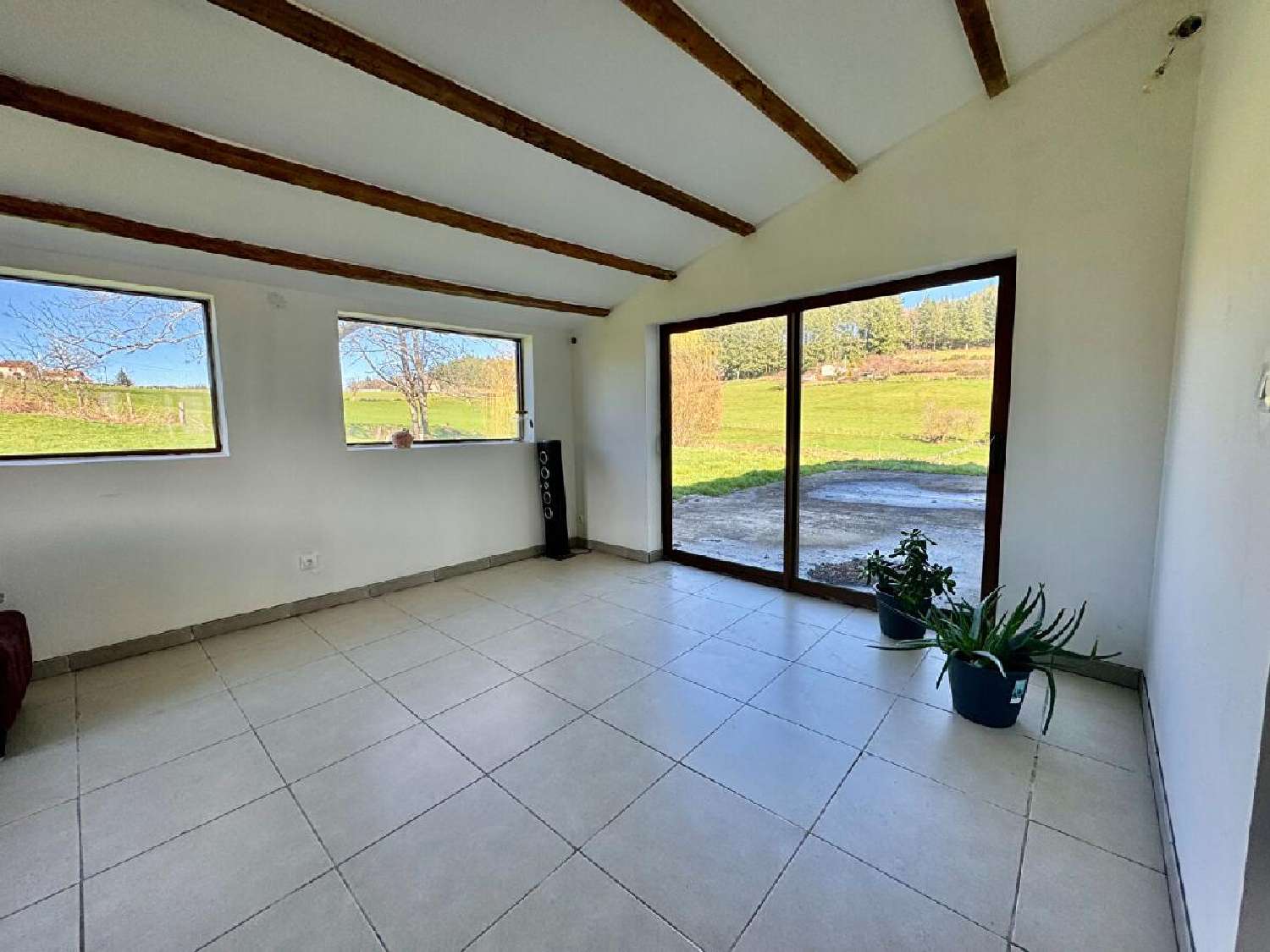 à vendre maison Aigueperse Rhône 3