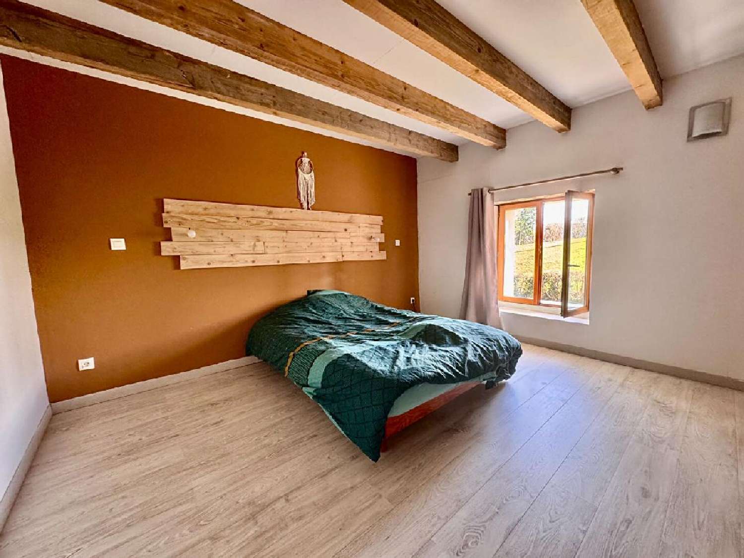 à vendre maison Aigueperse Rhône 4