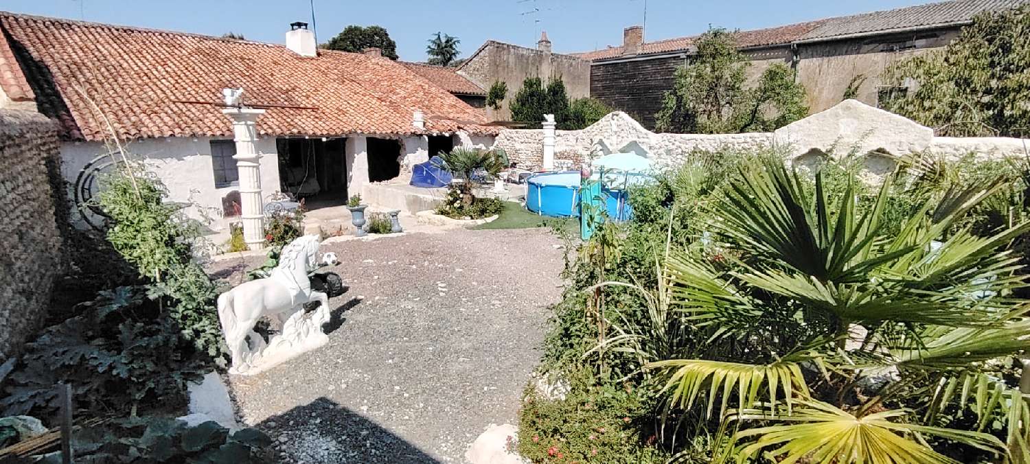 for sale house Airvault Deux-Sèvres 2