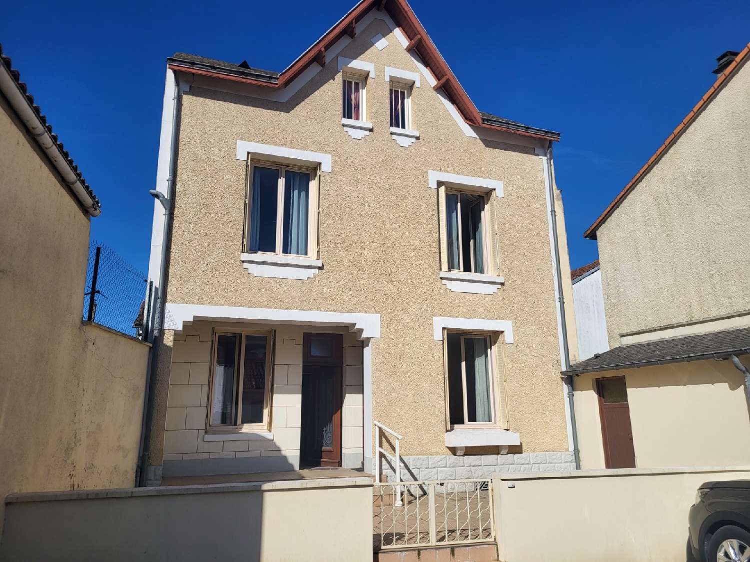 for sale house Airvault Deux-Sèvres 8