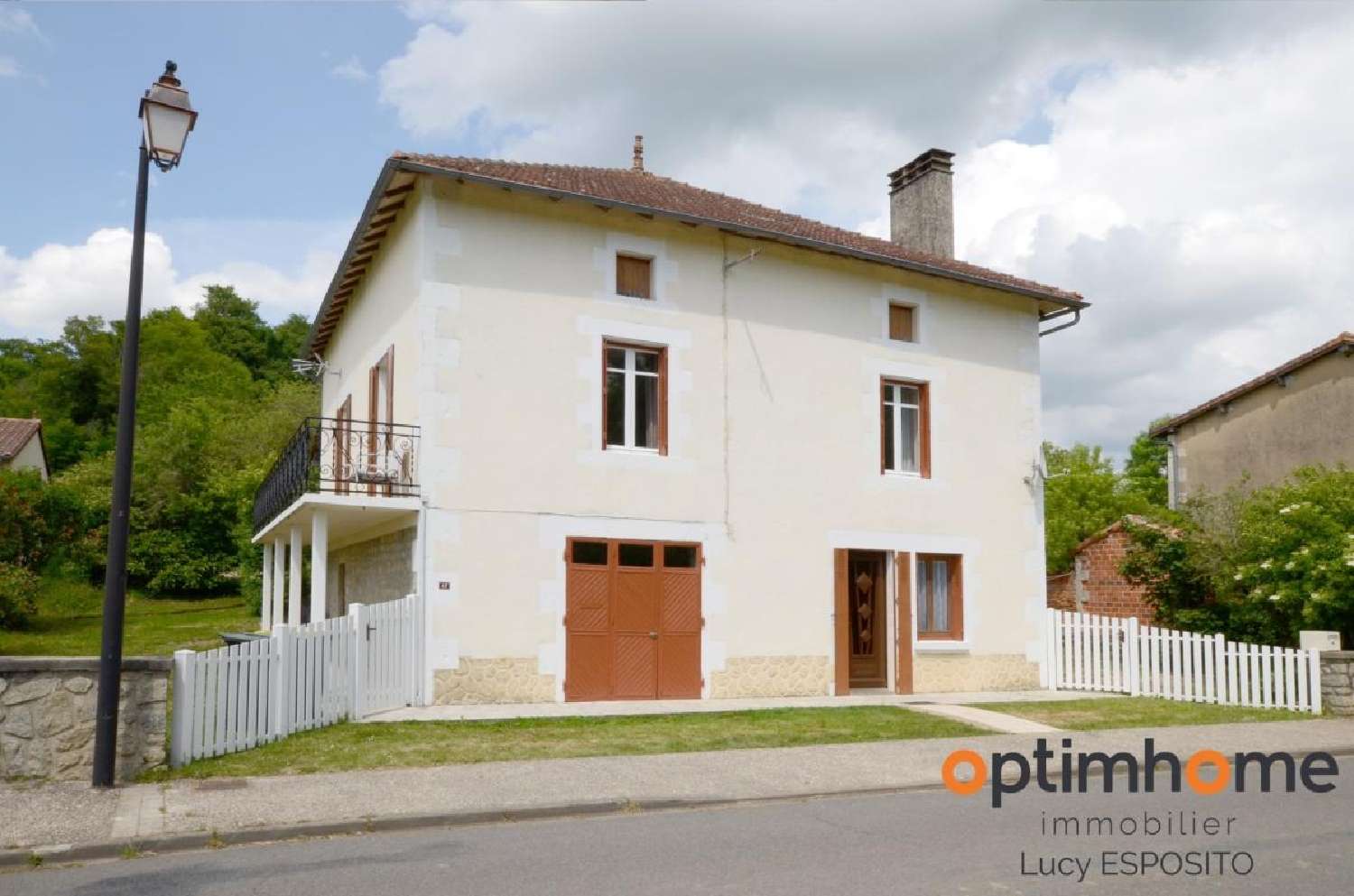 te koop huis Alloué Charente 1