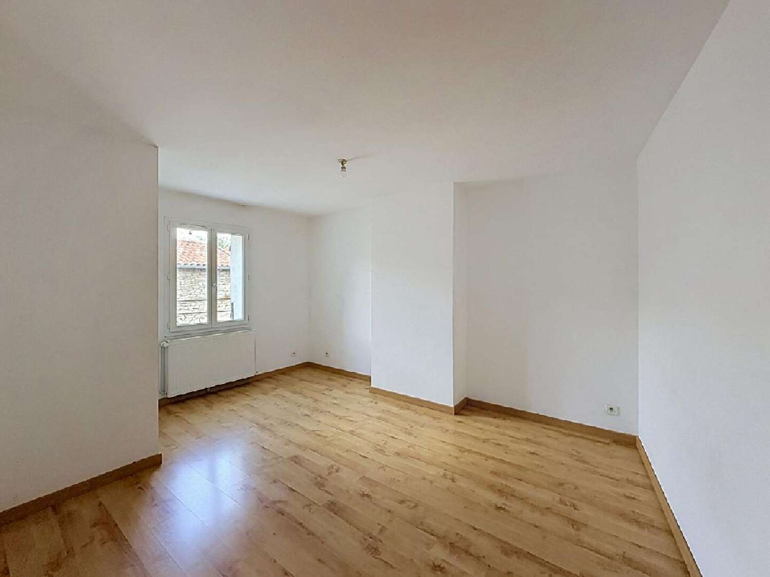 for sale house Azé Saône-et-Loire 4