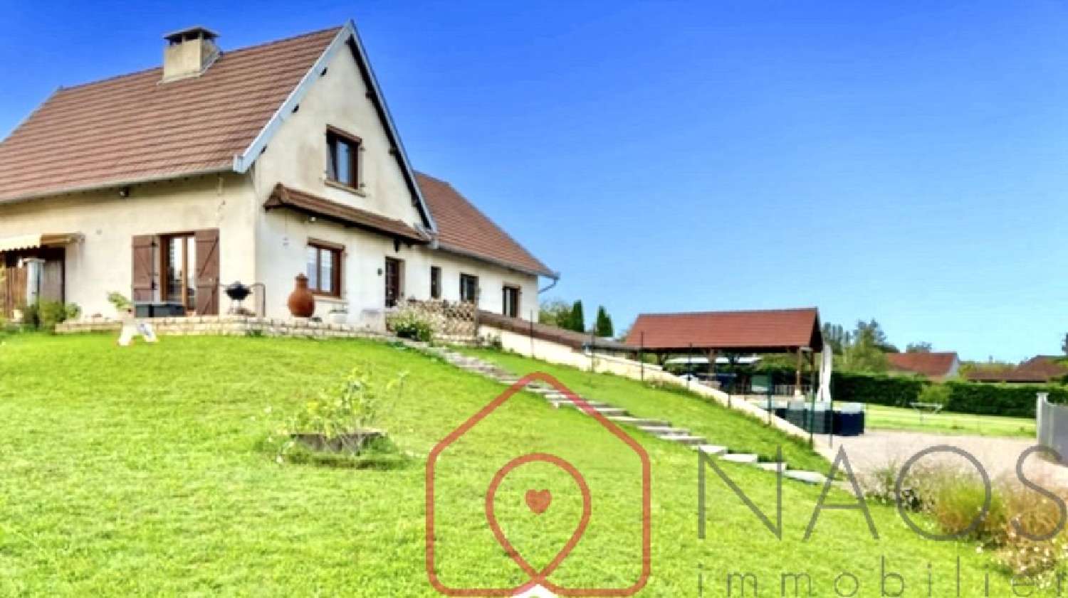 à vendre maison Bantanges Saône-et-Loire 1