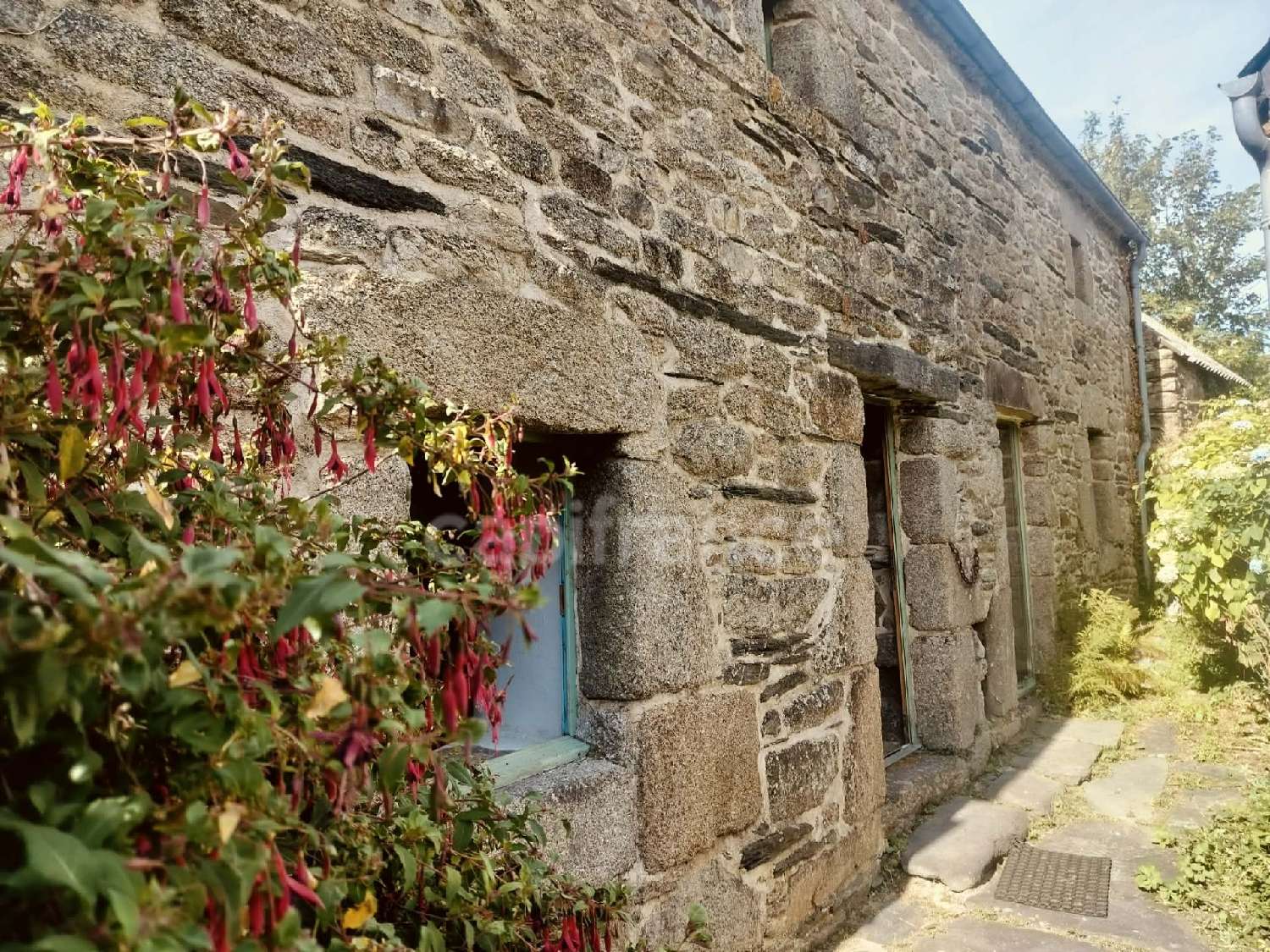 for sale house Berrien Finistère 2