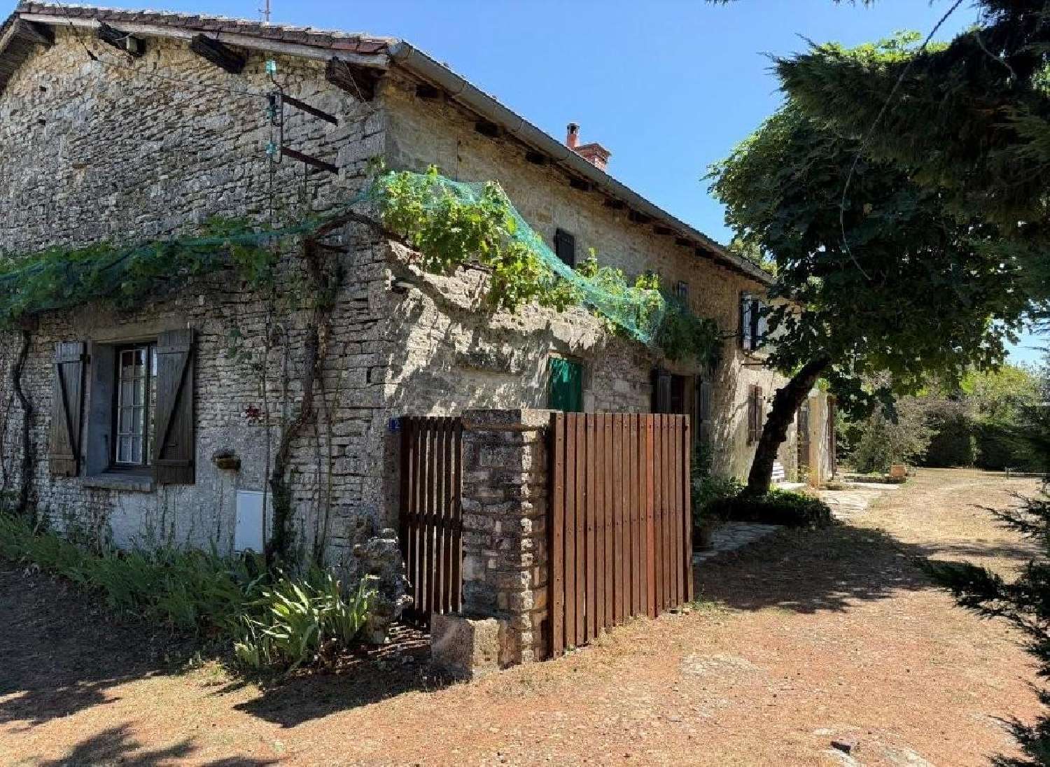 te koop huis Champagne-Mouton Charente 4