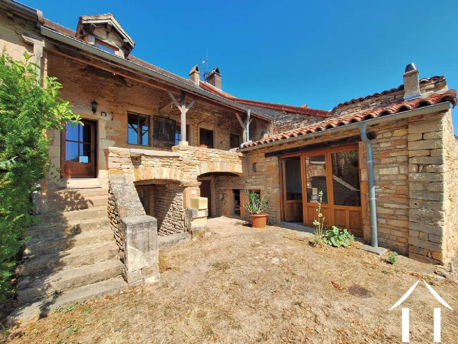  à vendre maison Chapaize Saône-et-Loire 1