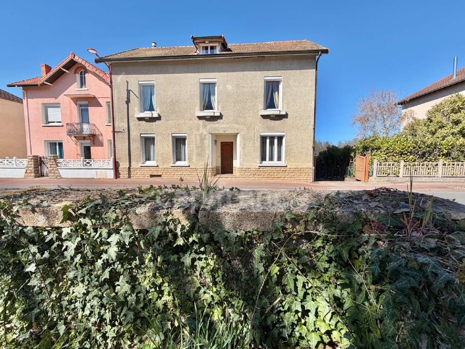  en venta casa Charlieu Loire 2