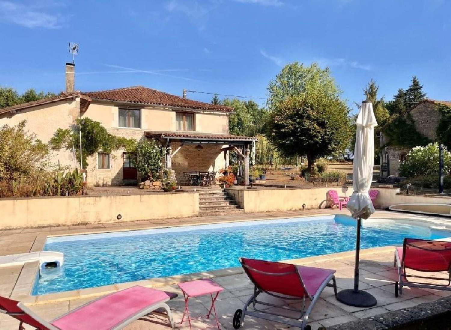 te koop huis Charroux Vienne 4