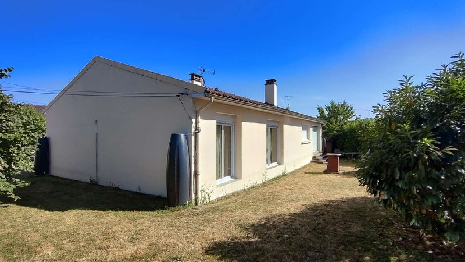 for sale house Château-Landon Seine-et-Marne 1