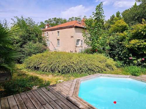 Chauriat Puy-de-Dôme house foto 7393730