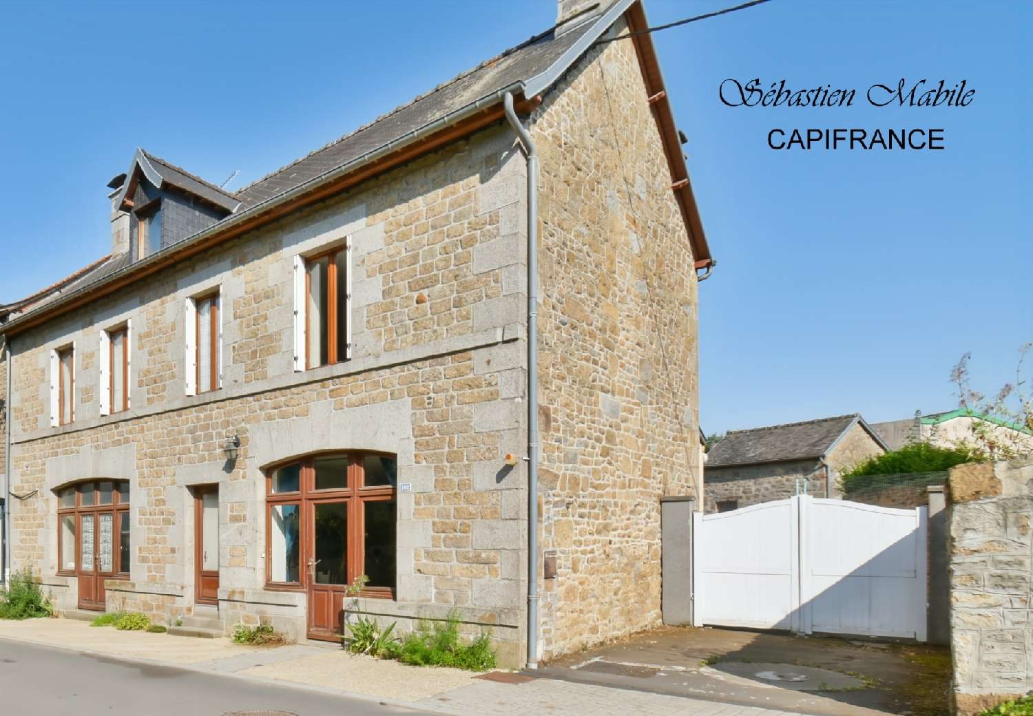 for sale house Coglès Ille-et-Vilaine 3