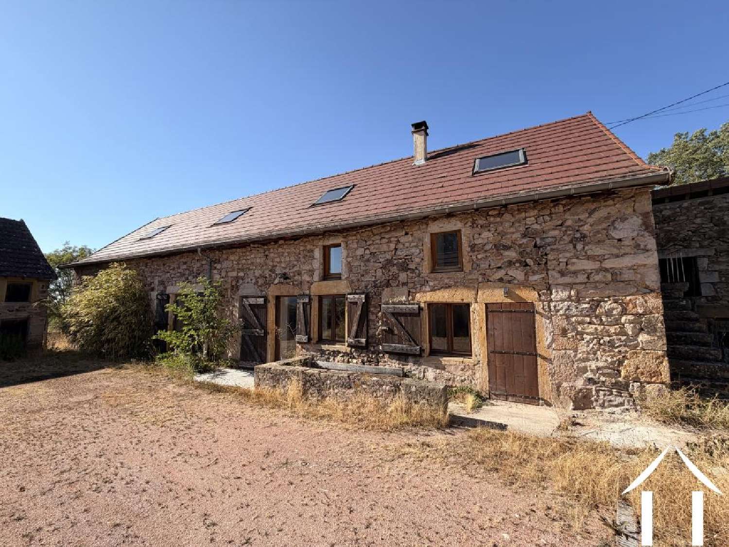 te koop huis Colombier-en-Brionnais Saône-et-Loire 2