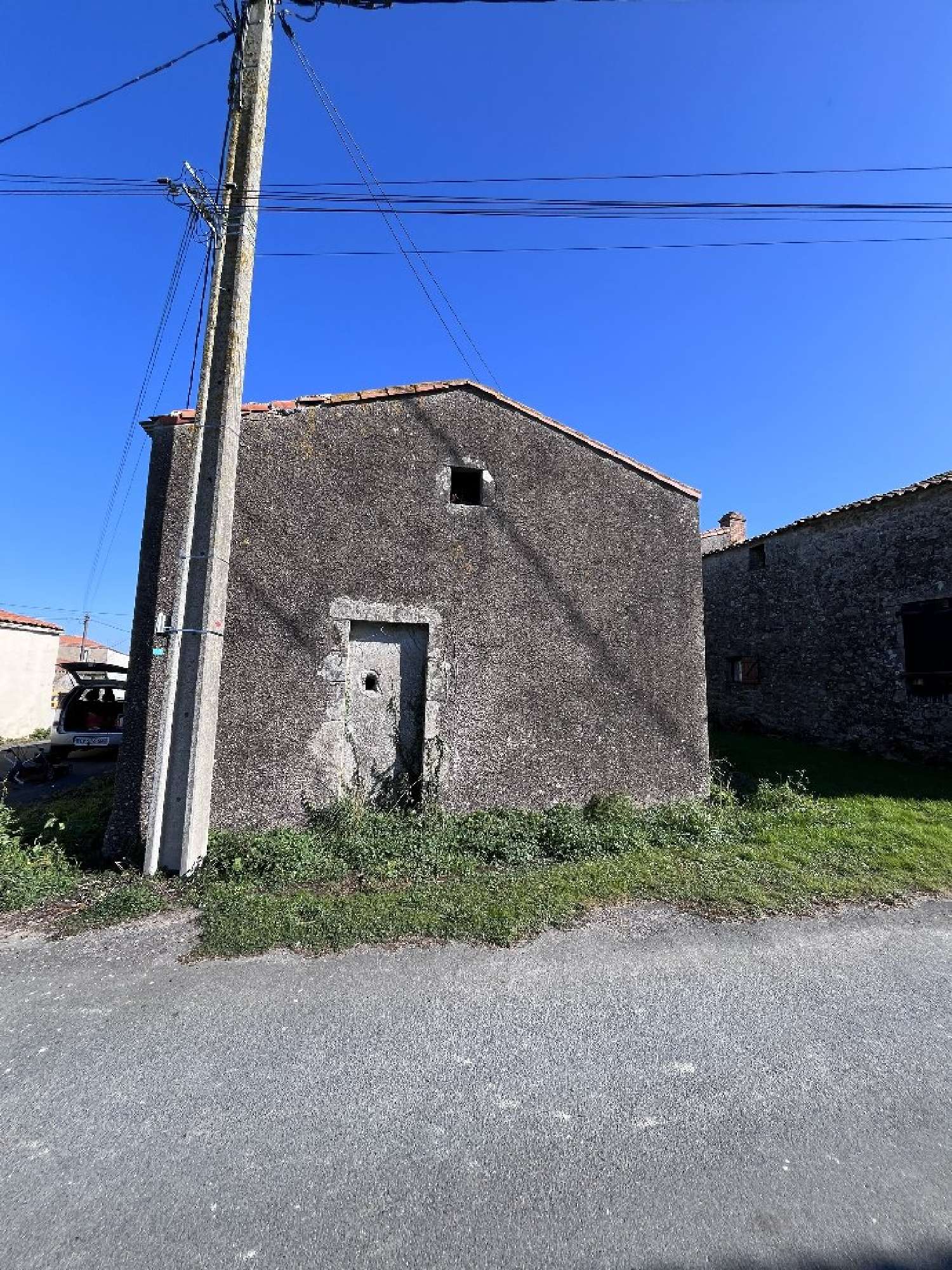 for sale house La Bruffière Vendée 3