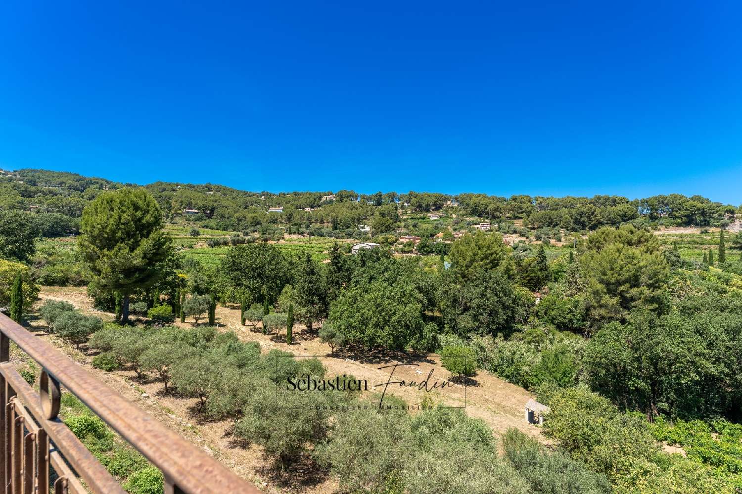 te koop huis La Cadière-d'Azur Var 3