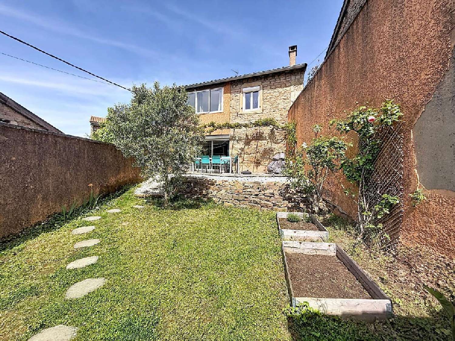  en venta casa La Roche-Vineuse Saône-et-Loire 2