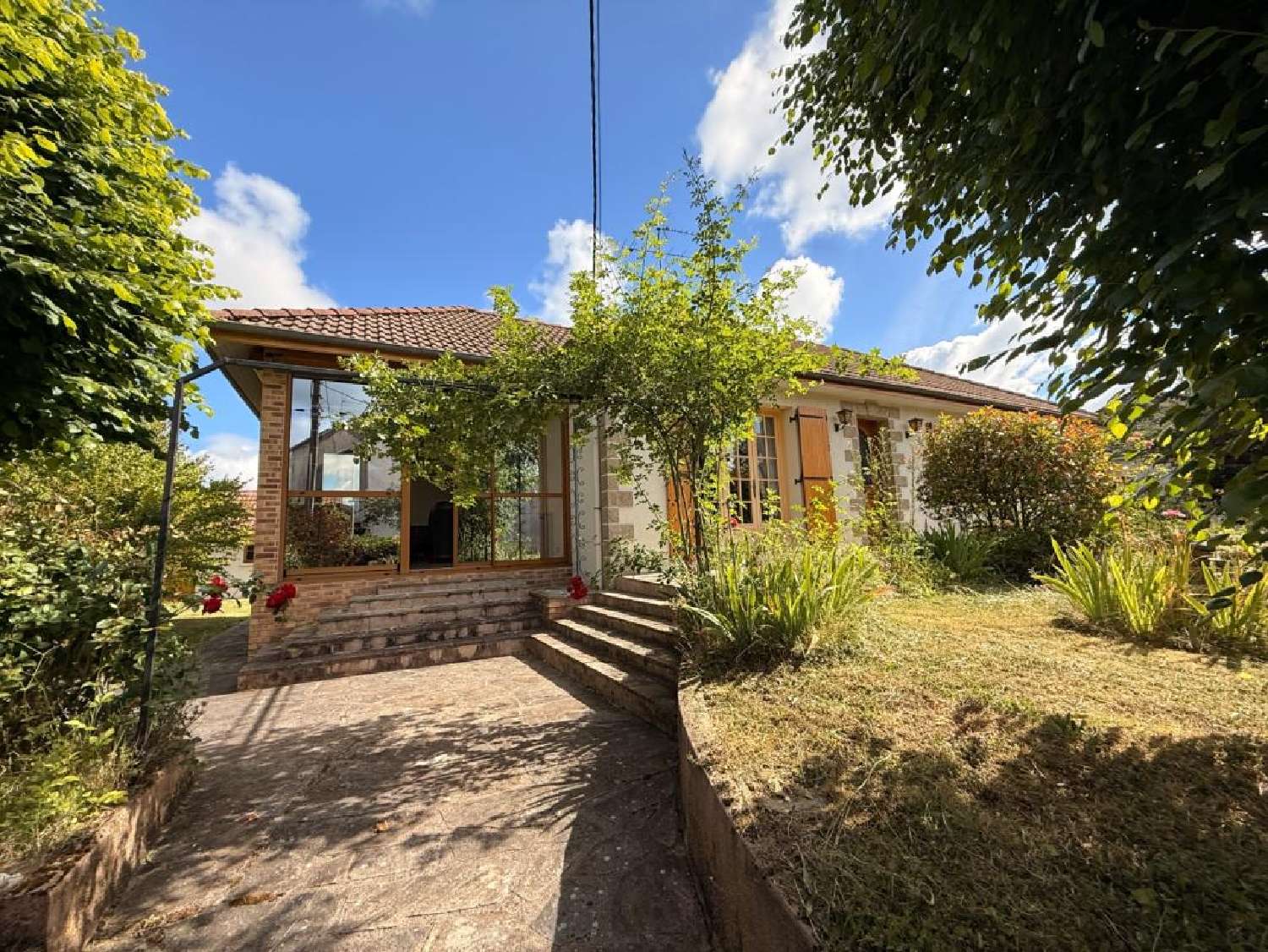 for sale house La Souterraine Creuse 2