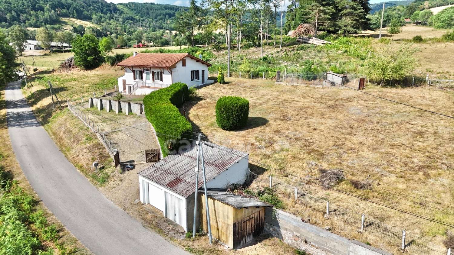 en venta casa La Tuilière Loire 2