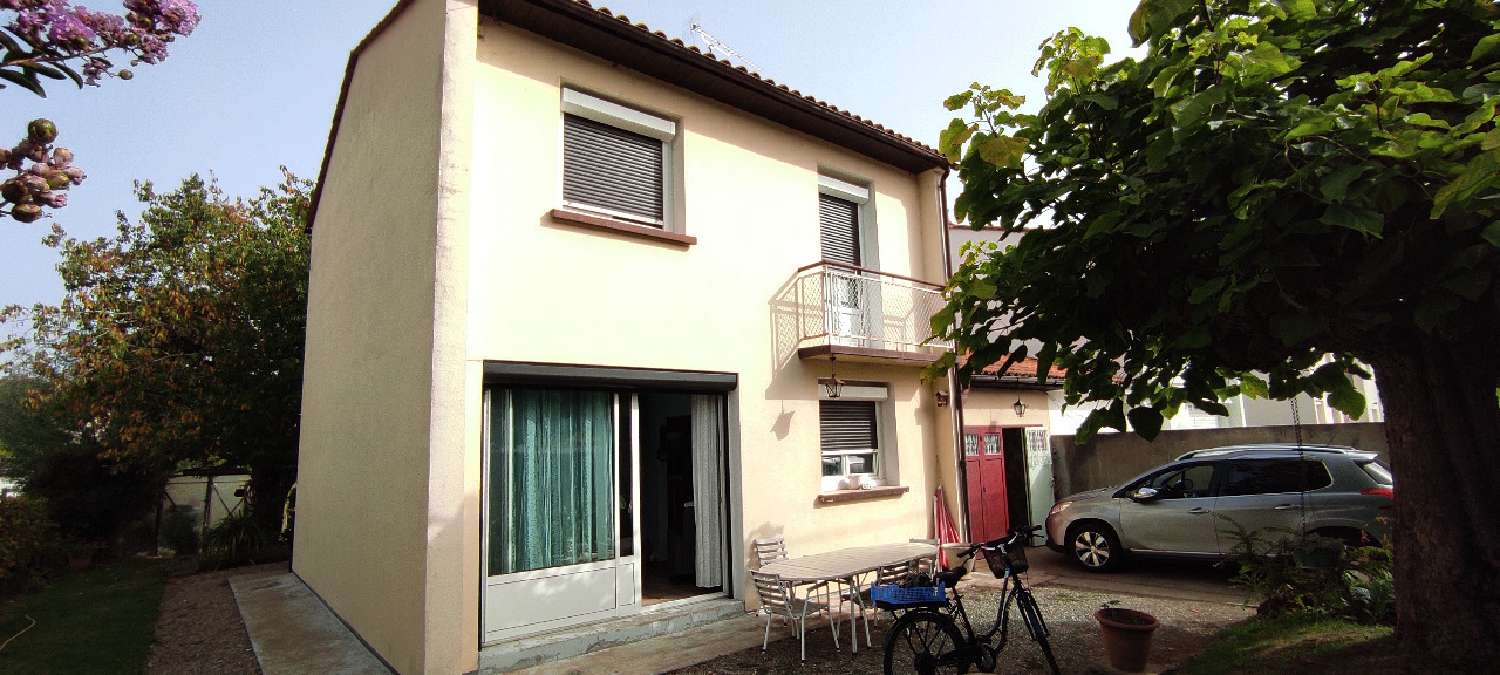 for sale house Lalinde Dordogne 1