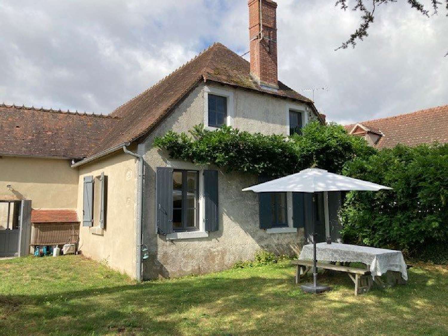  for sale house Le Brethon Allier 1