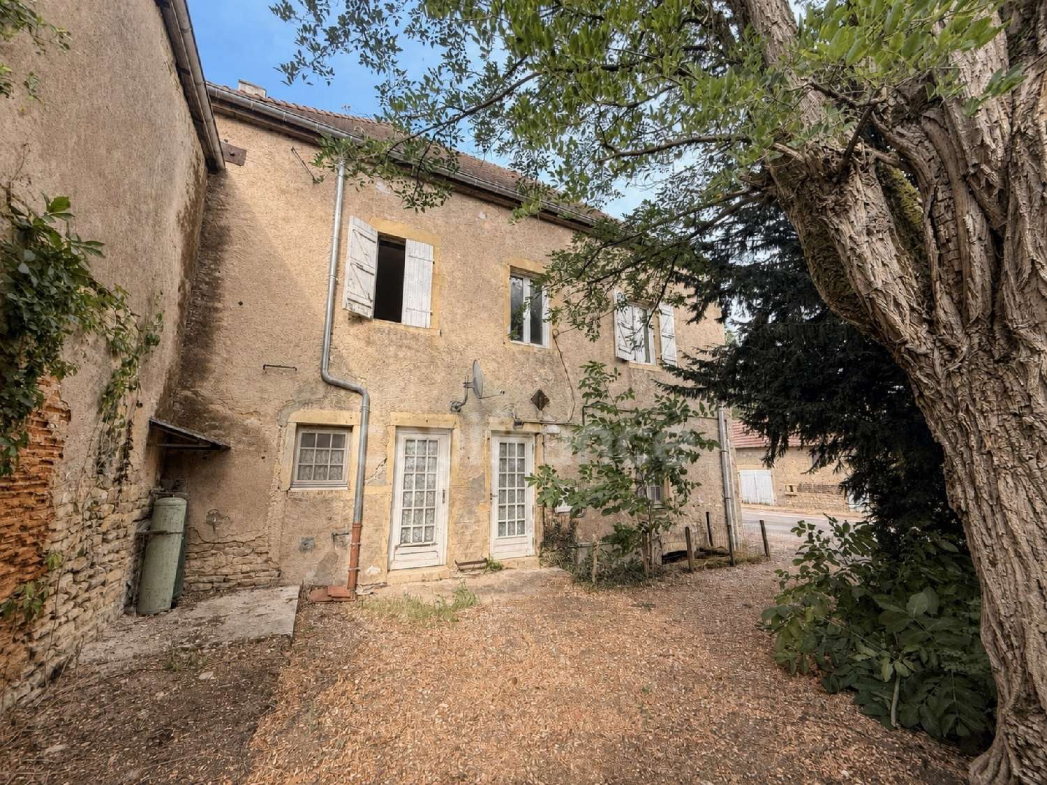 en venta casa Le Puley Saône-et-Loire 1
