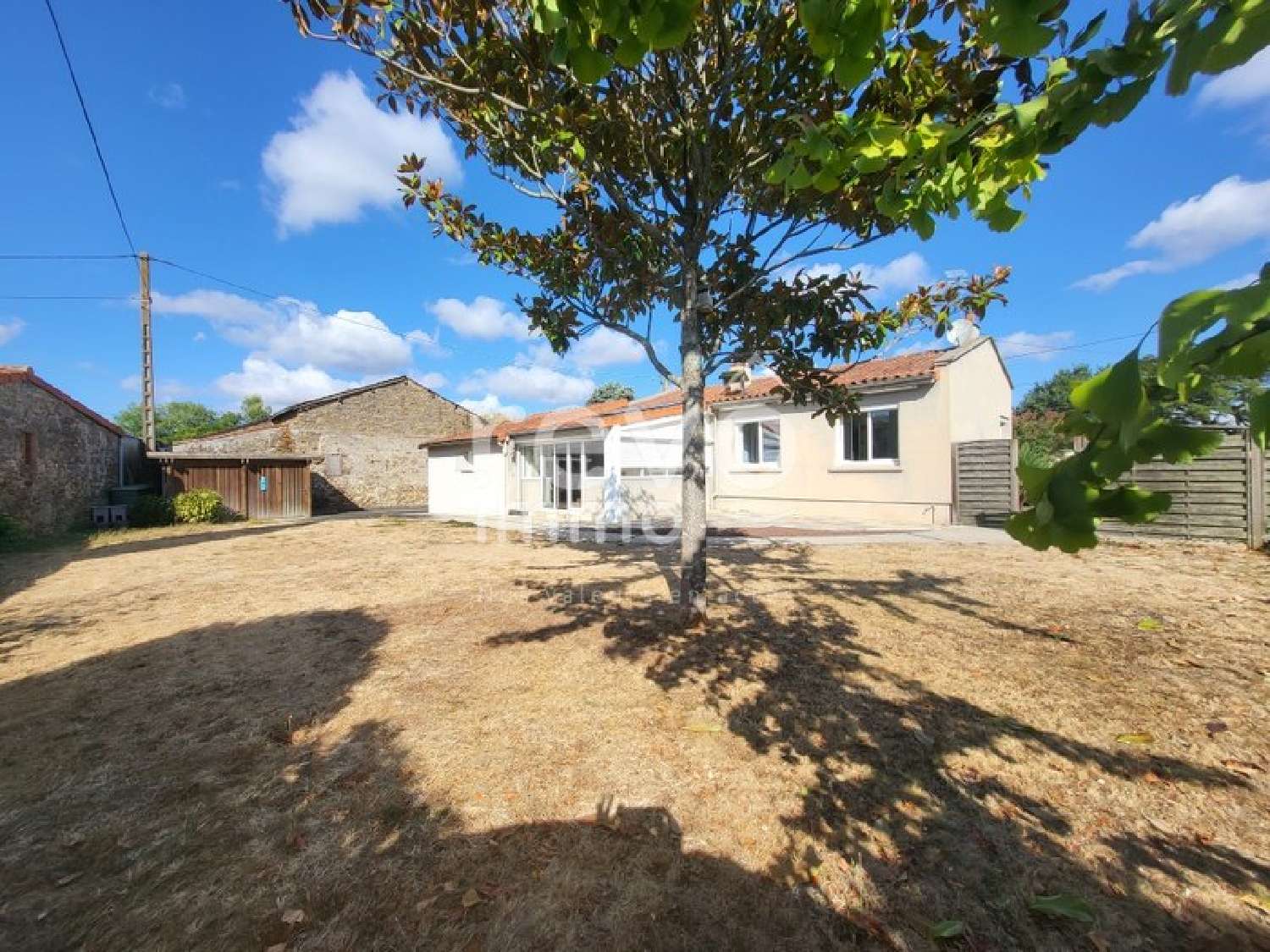 for sale house Le Puy-Saint-Bonnet Maine-et-Loire 2
