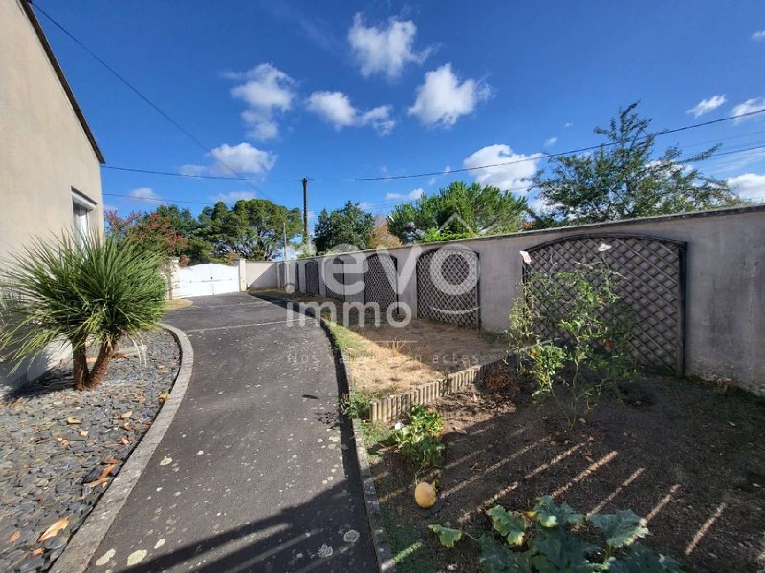 for sale house Le Puy-Saint-Bonnet Maine-et-Loire 3