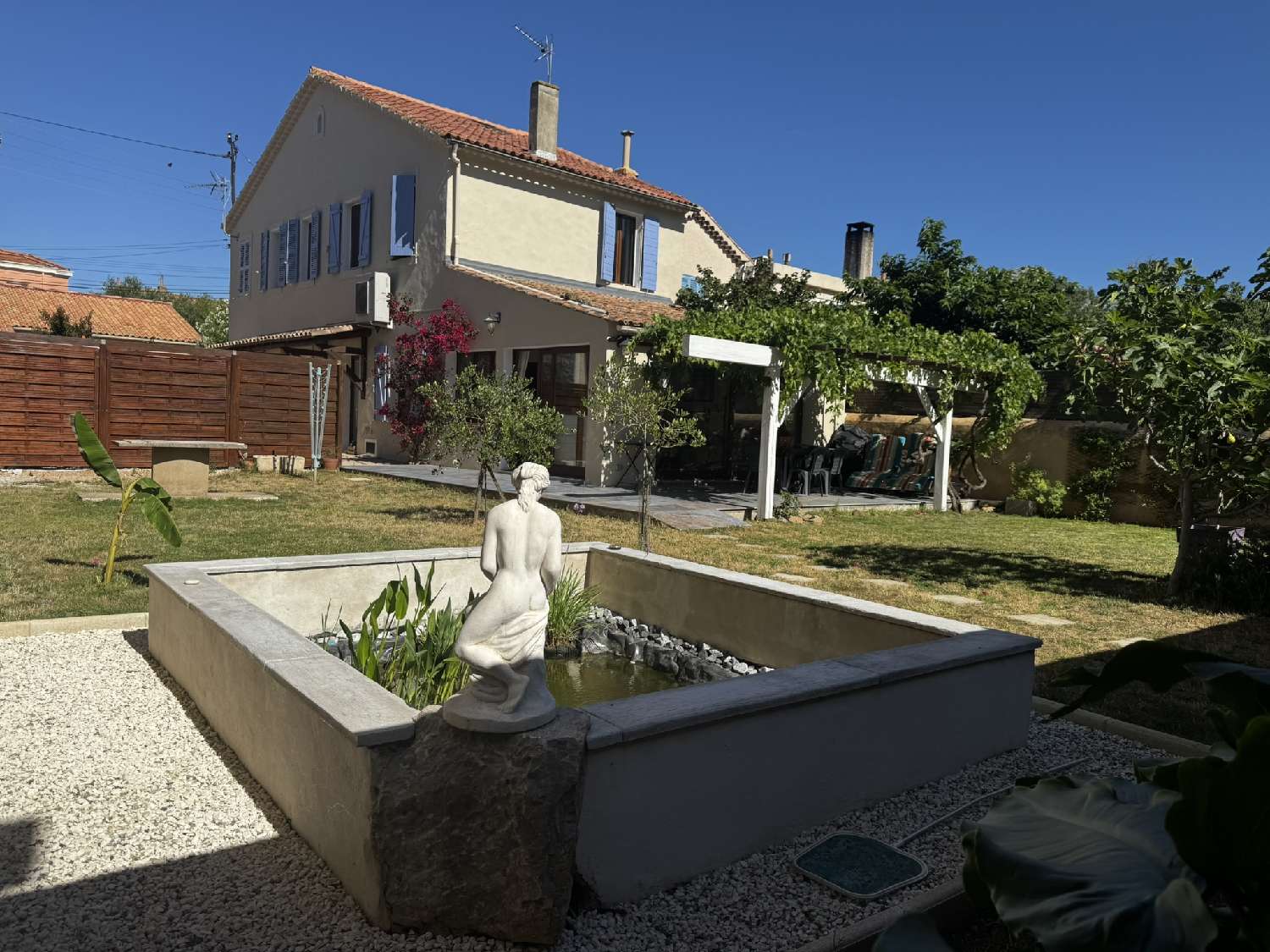 for sale house Le Revest-les-Eaux Var 2