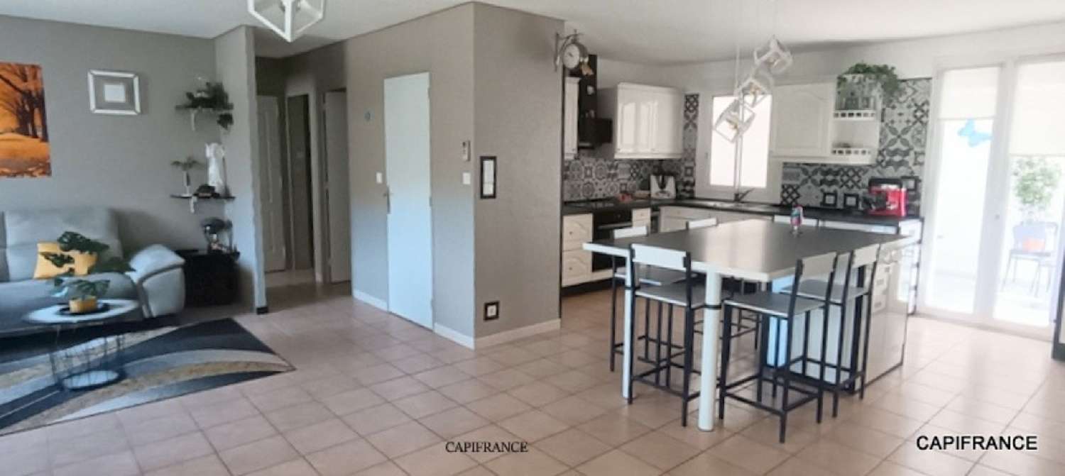  à vendre maison Le Val Var 3