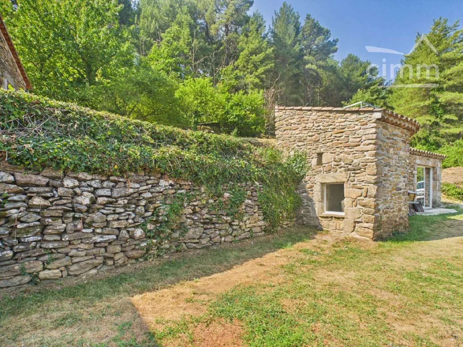 à vendre maison Les Vans Ardèche 2