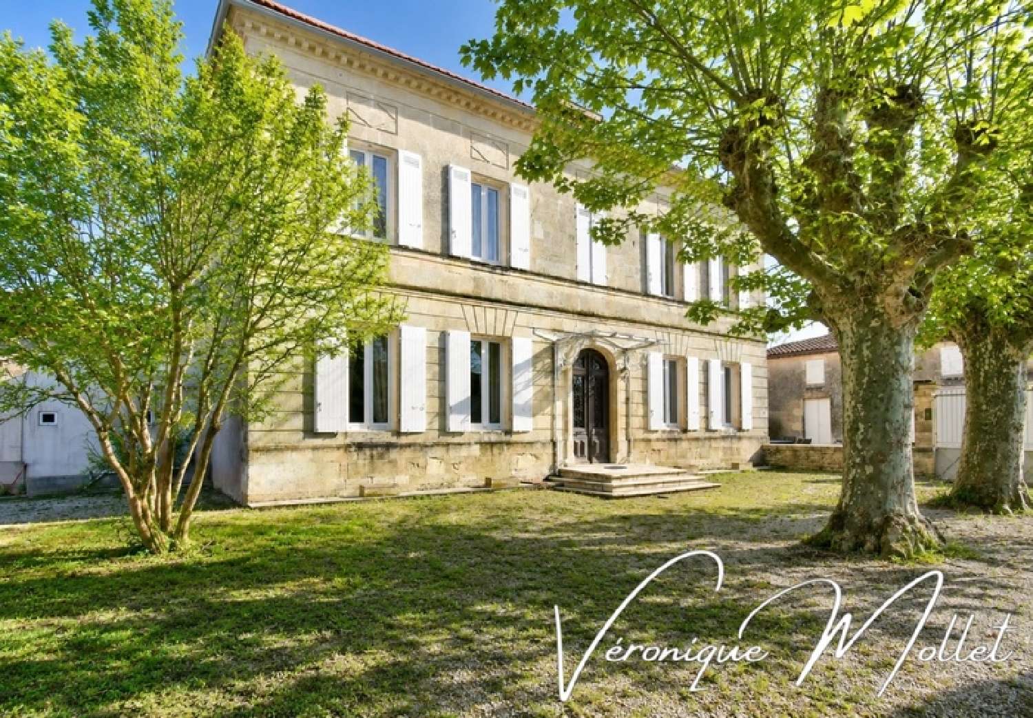  for sale house Lesparre-Médoc Gironde 1