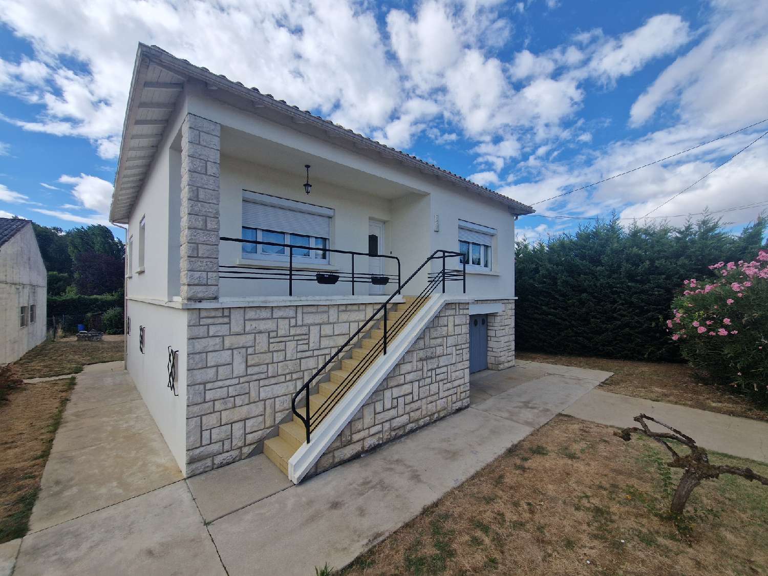 à vendre maison Lussant Charente-Maritime 1