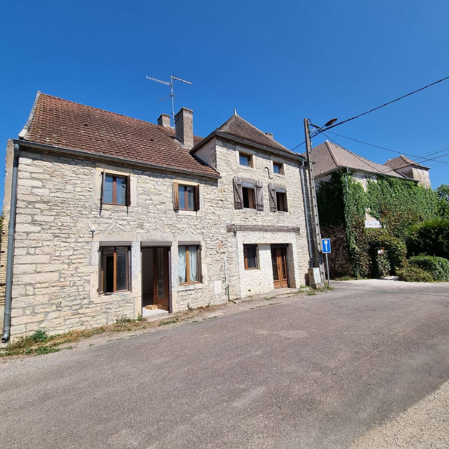 te koop huis Lux Saône-et-Loire 1