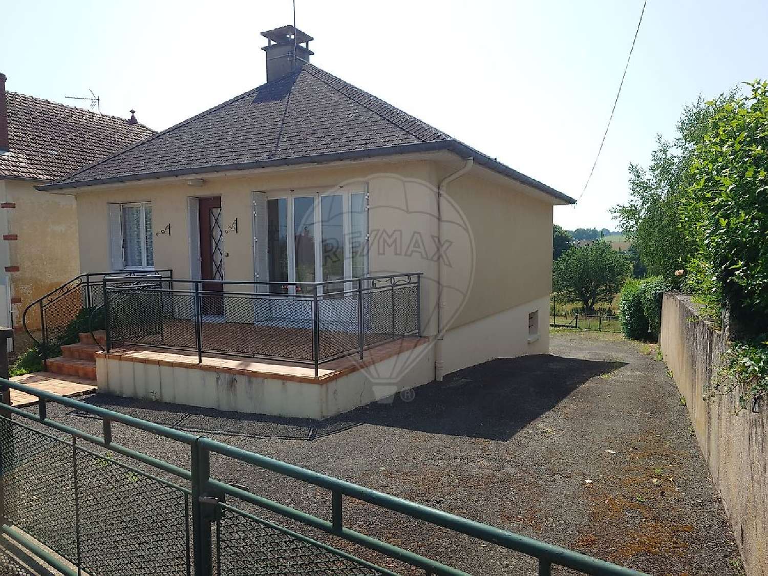 for sale house Luzy Nièvre 2
