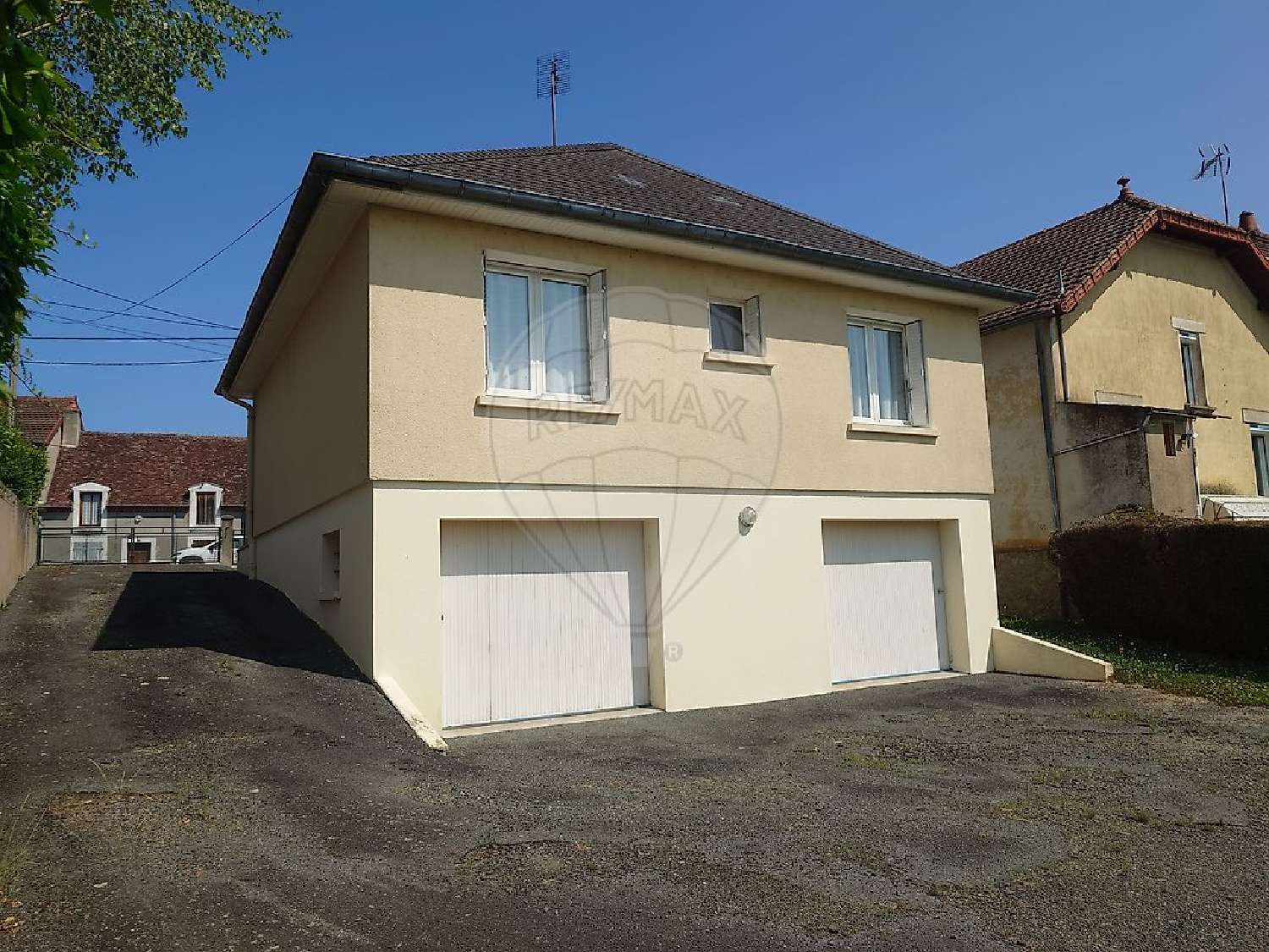 for sale house Luzy Nièvre 4