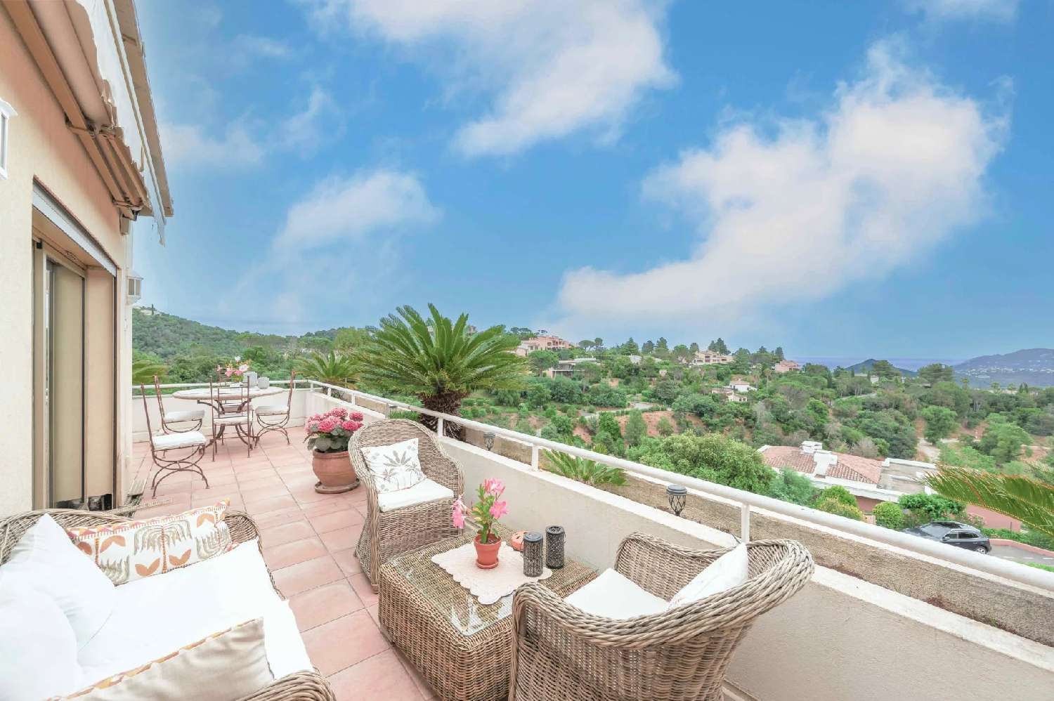  te koop huis Mandelieu-la-Napoule Alpes-Maritimes 2
