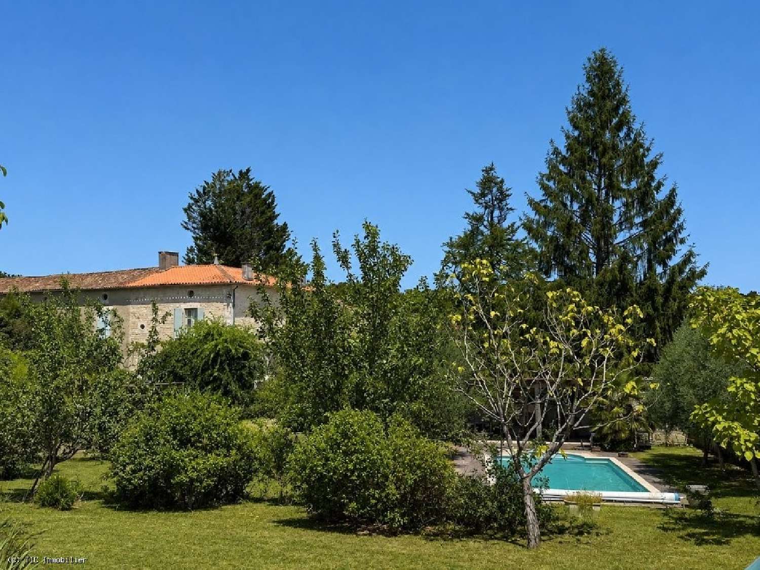 te koop huis Mansle Charente 2