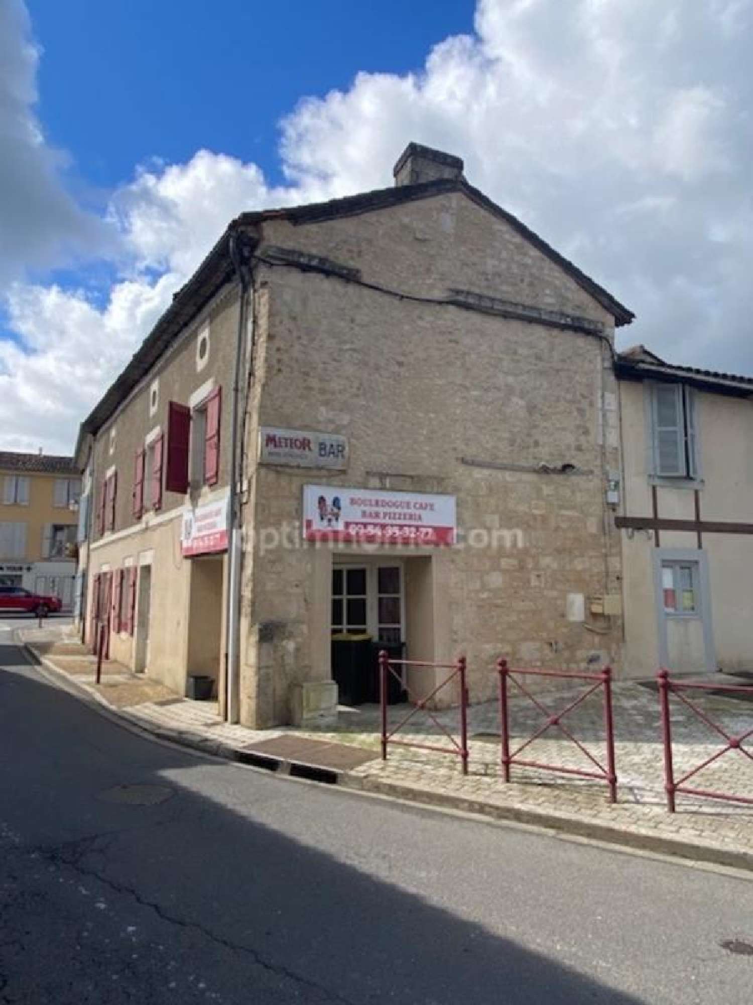 te koop huis Marthon Charente 1