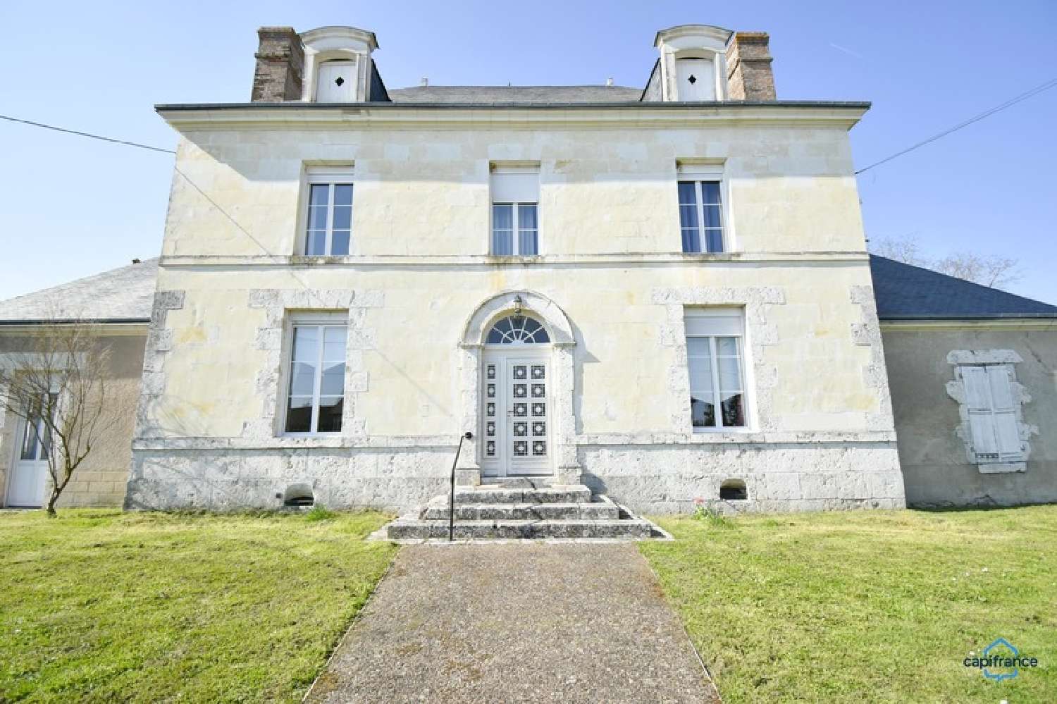 te koop huis Millançay Loir-et-Cher 1