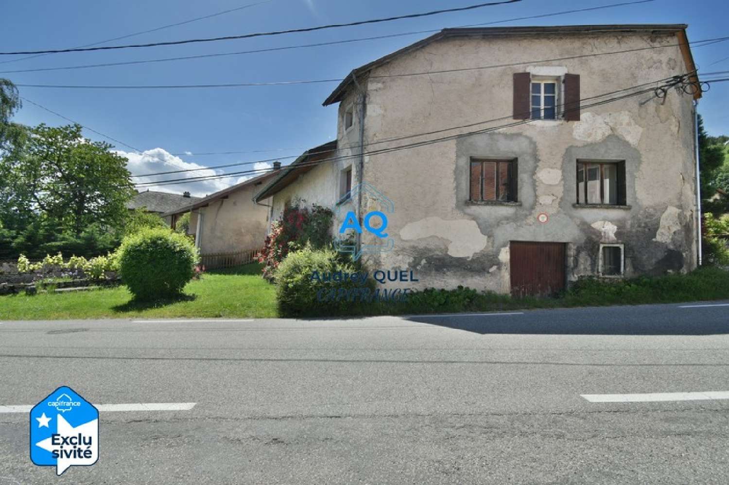 te koop huis Montanges Ain 1