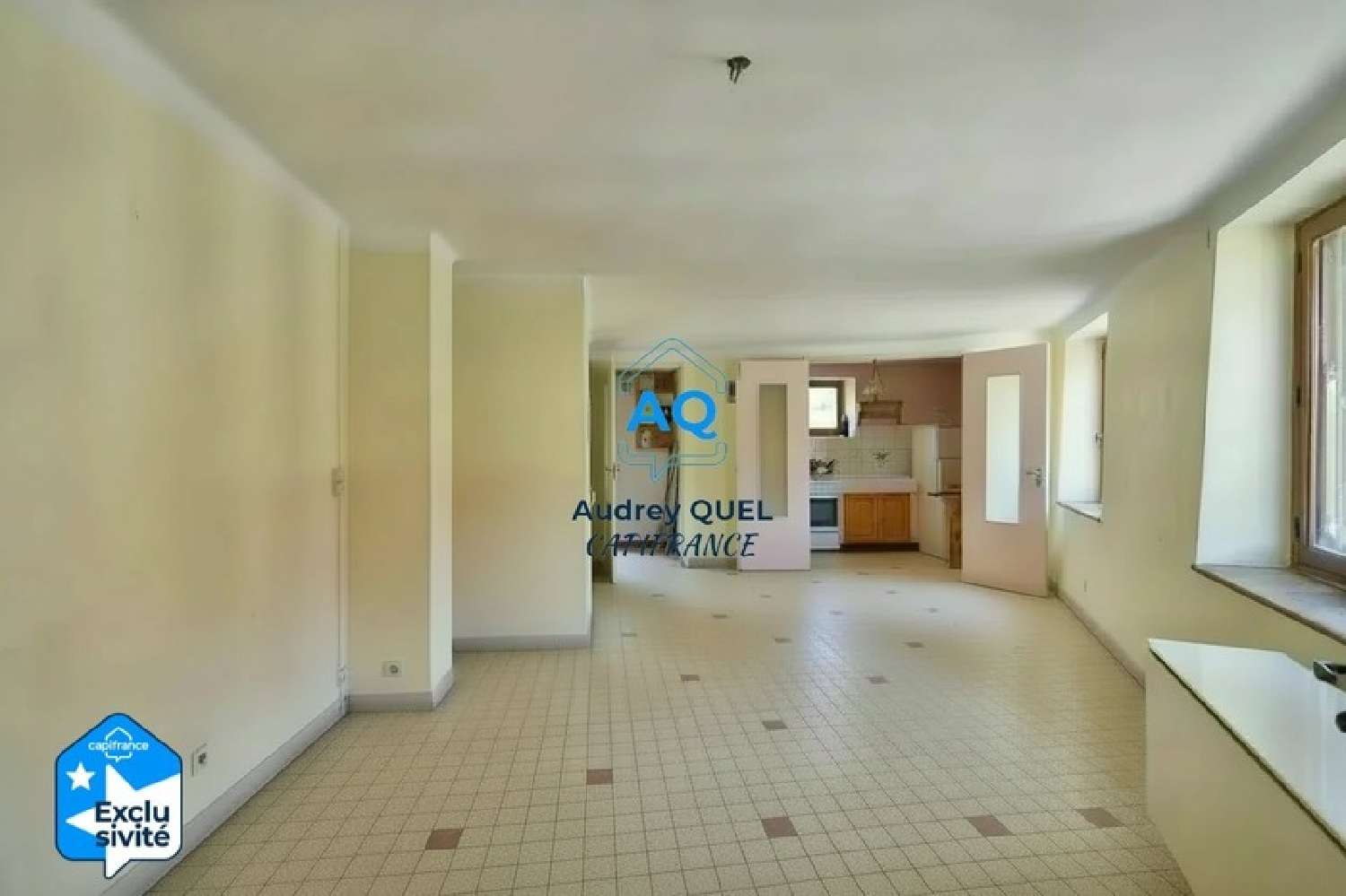te koop huis Montanges Ain 2