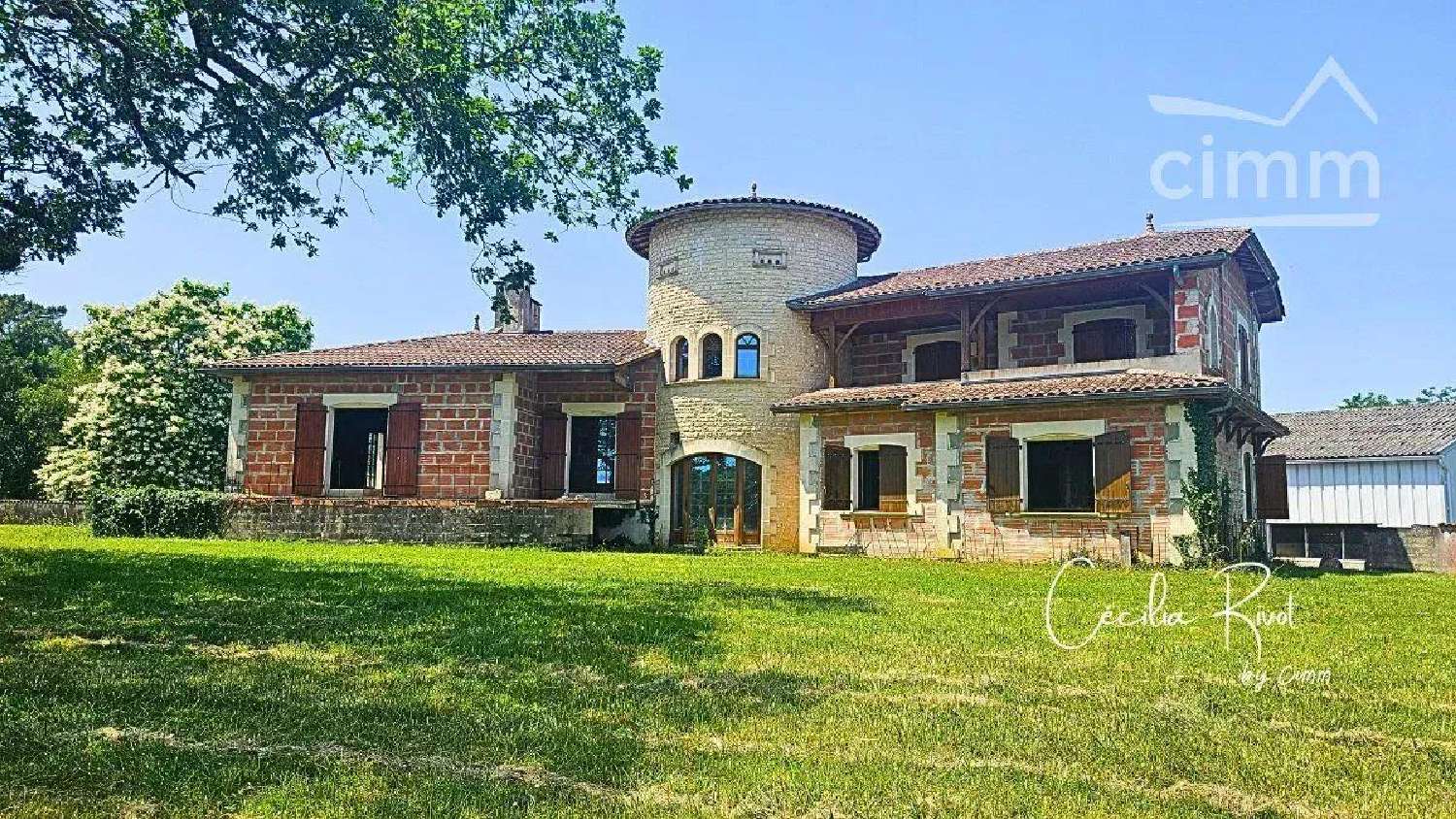en venta casa Montendre Charente-Maritime 1
