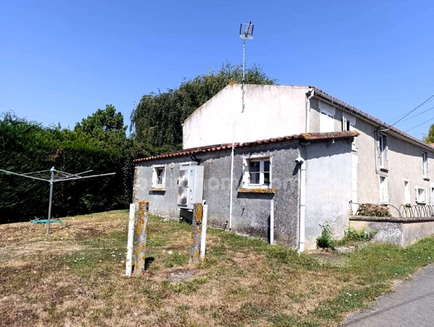 for sale house Mouilleron-en-Pareds Vendée 2
