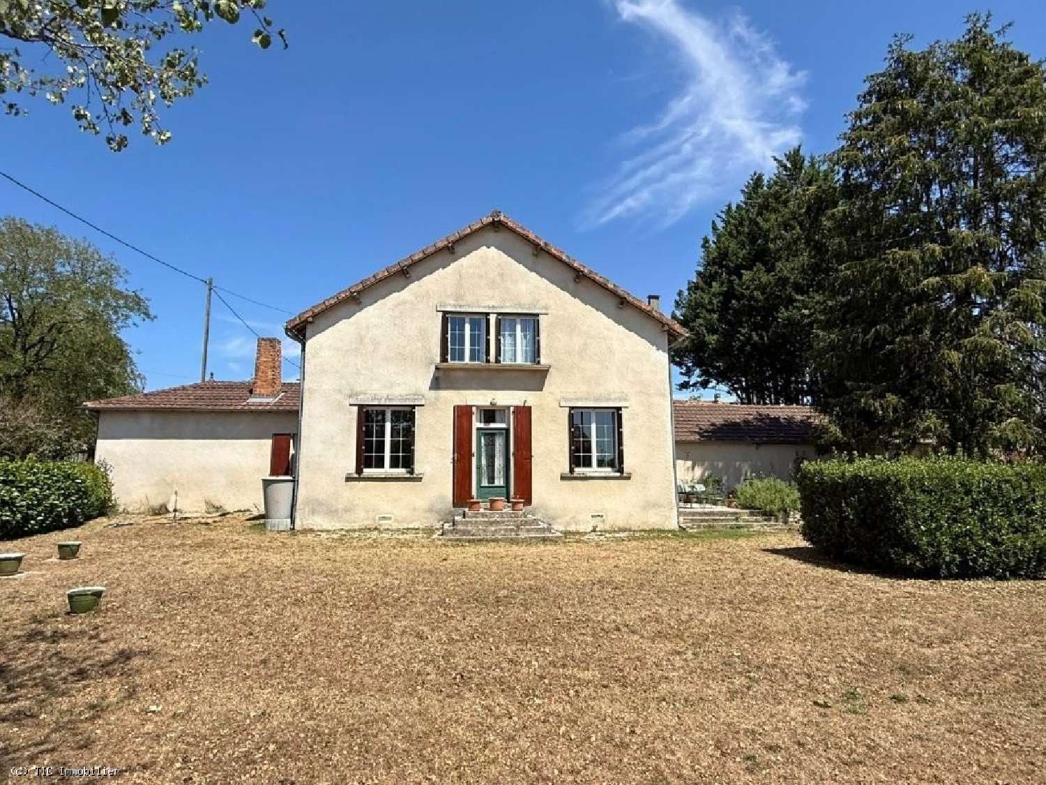 for sale house Nanteuil-en-Vallée Charente 1