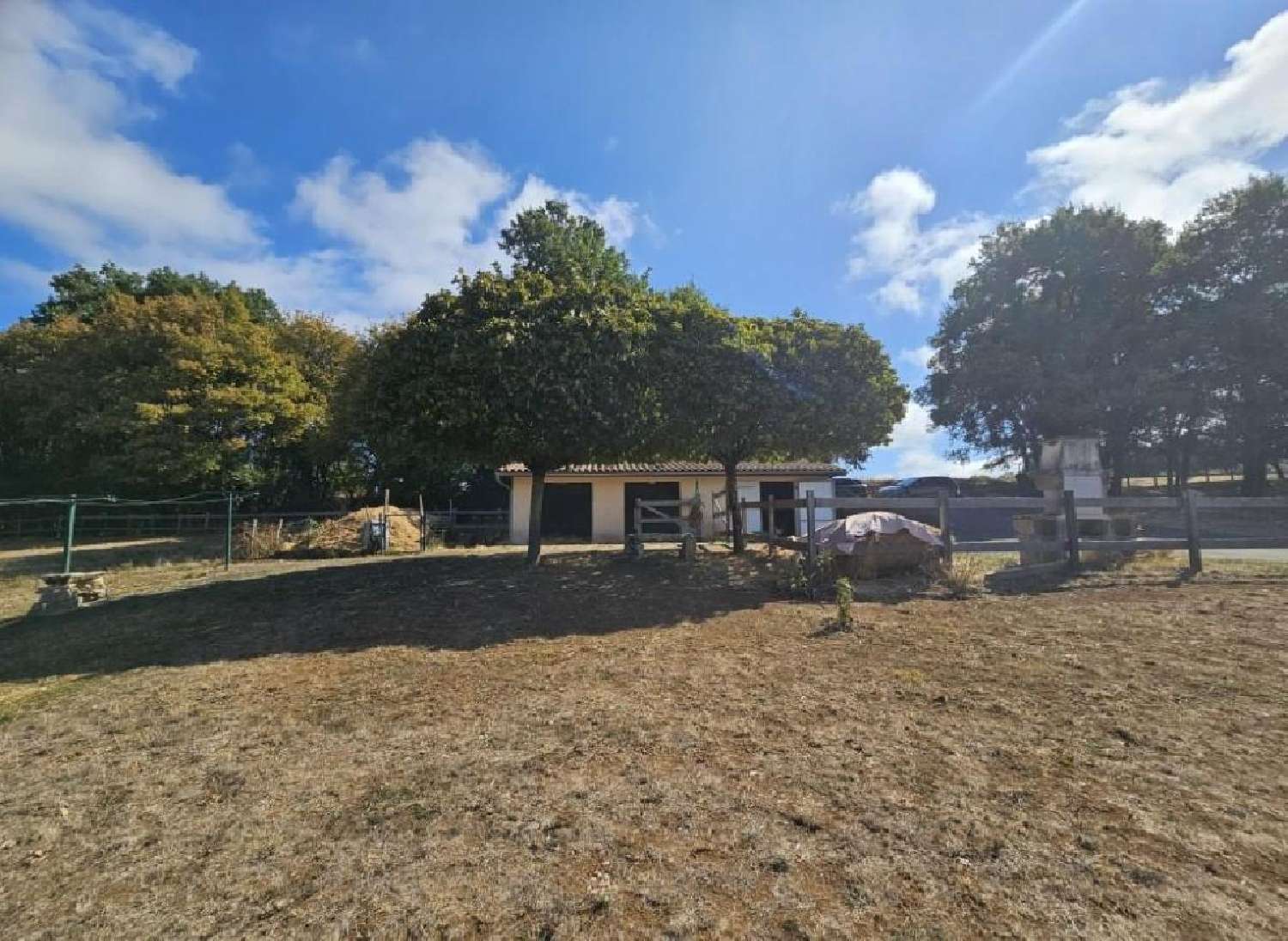 for sale house Nanteuil-en-Vallée Charente 4