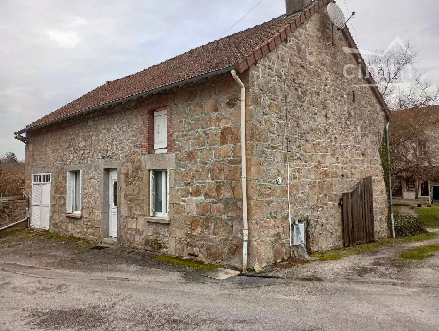 à vendre maison Nedde Haute-Vienne 2