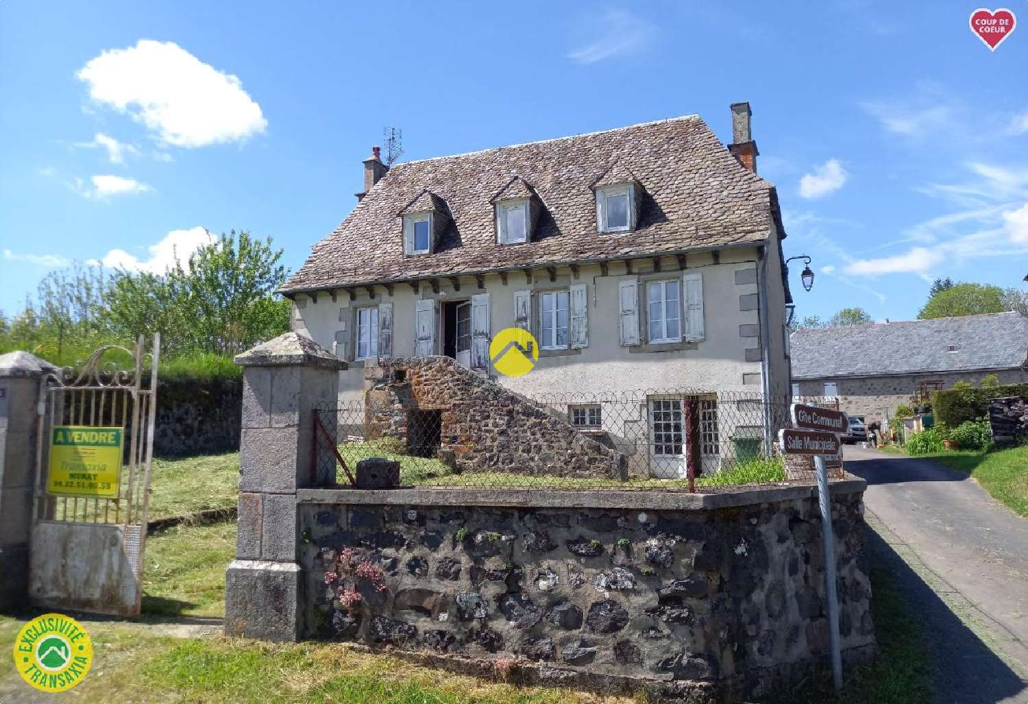 for sale house Pierrefort Cantal 1