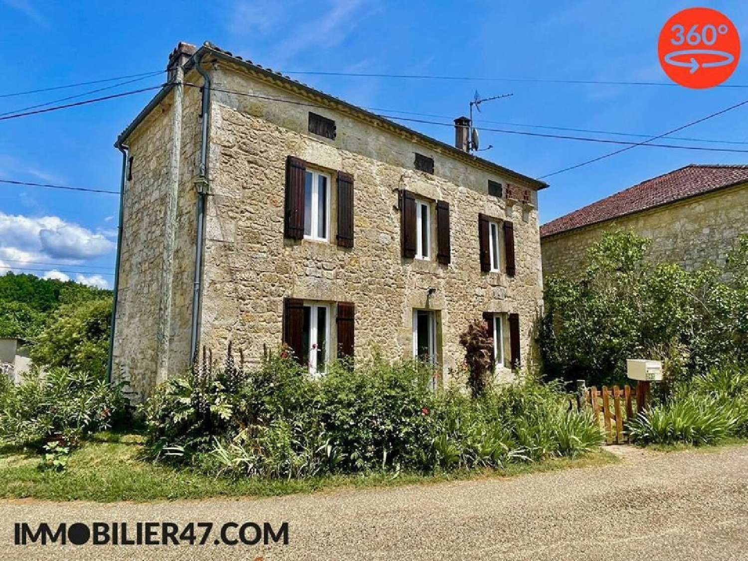 à vendre maison Prayssas Lot-et-Garonne 1